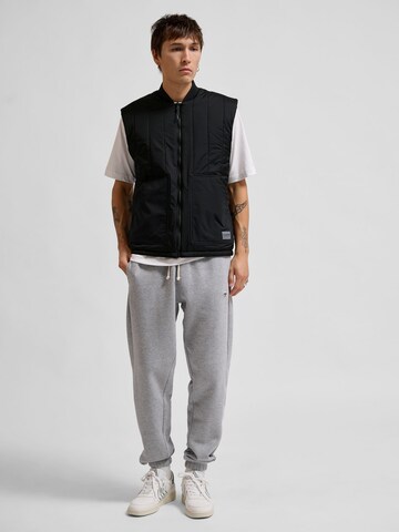 Hummel Sports vest in Black