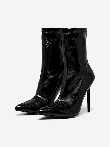 ONLY حذاء برقبة عالية 'Sock Heeled Boots' بلون أسود
