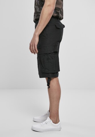 Brandit Regular Cargoshorts in Schwarz