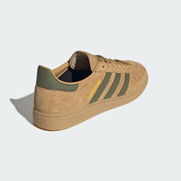 ADIDAS ORIGINALS Trampki niskie 'Handball Spezial' w kolorze beżowy