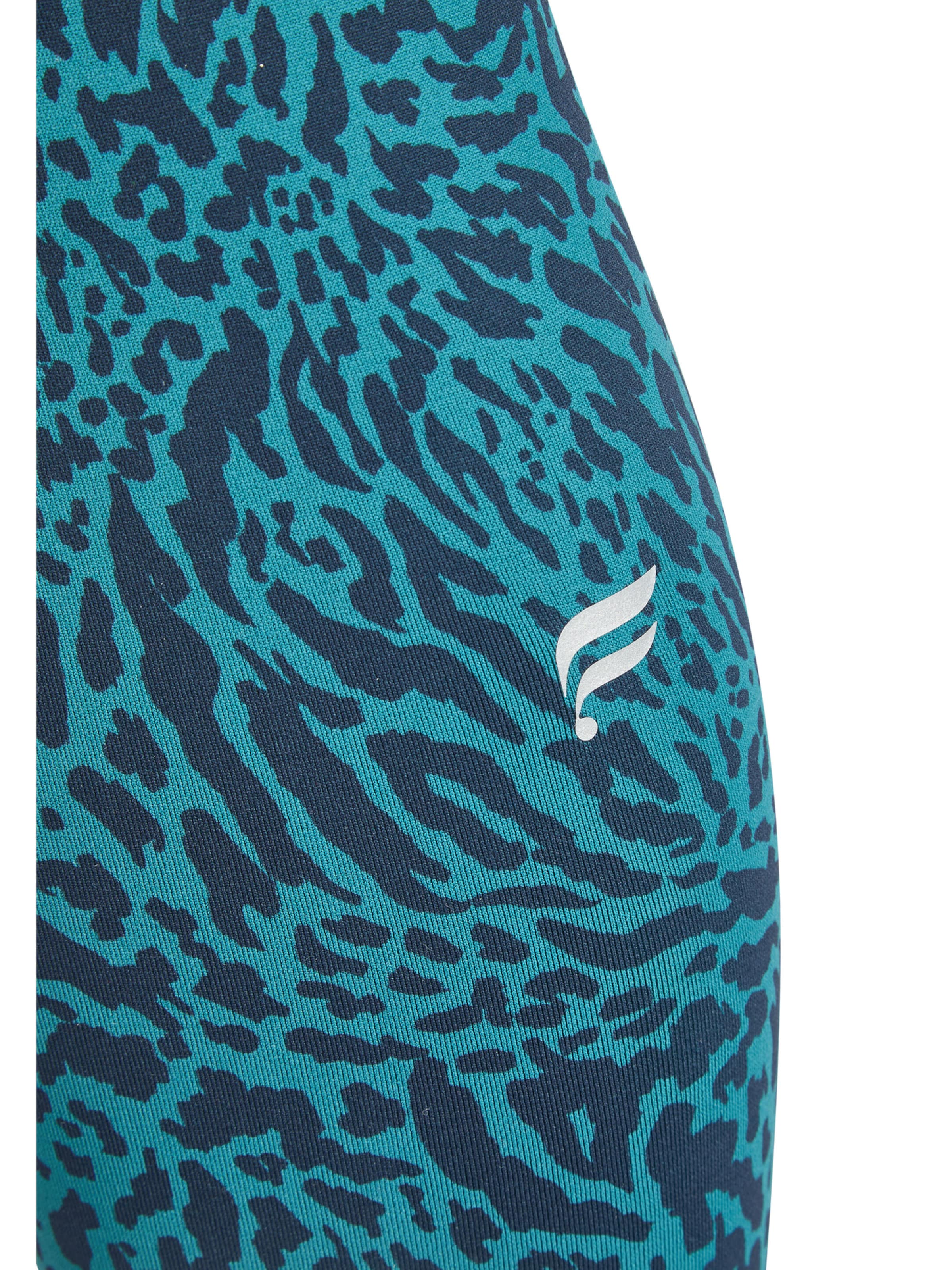 Fabletics Regular Leggings `SEAMLESS SCRUNCH LEGGING` in Grün