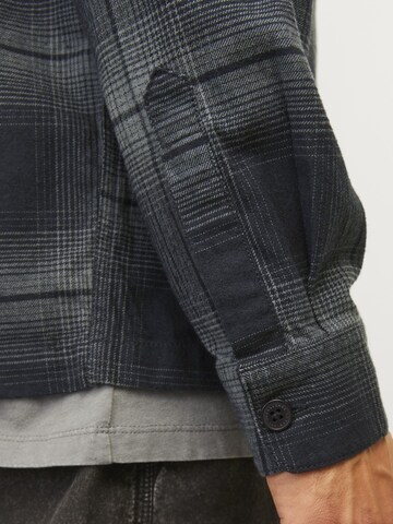 JACK & JONES Regular fit Tussenjas in Grijs