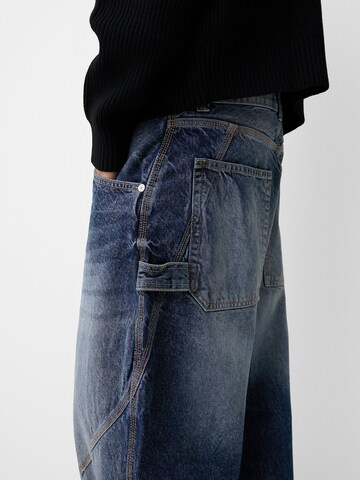 Bershka Loosefit Jeans in Blau