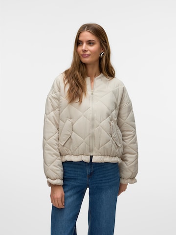 Giacca di mezza stagione 'Yrsa' di VERO MODA in grigio: frontale