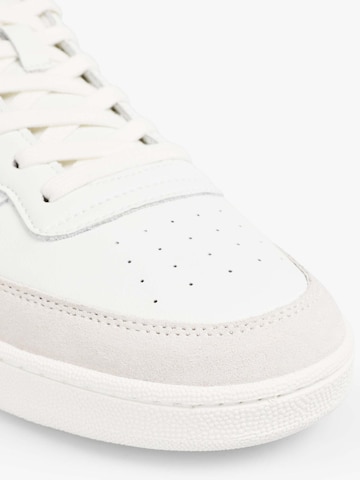 Scalpers Σνίκερ χαμηλό σε λευκό