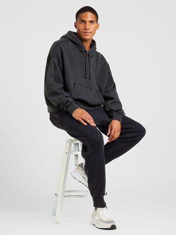 Abercrombie & Fitch Dressipluus, värv must