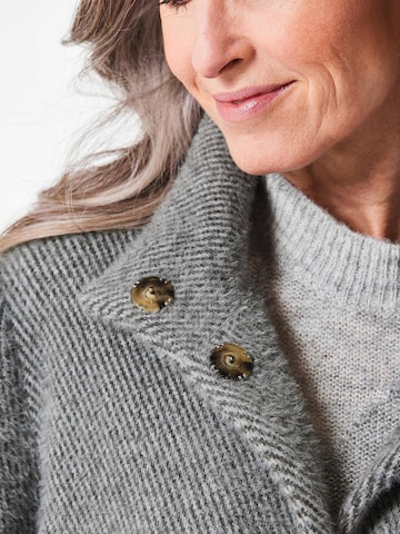 Goldner Tussenjas in Grijs