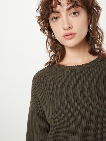 Wemoto Sweater in Green