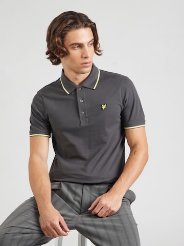 T-Shirt Lyle & Scott en gris : devant