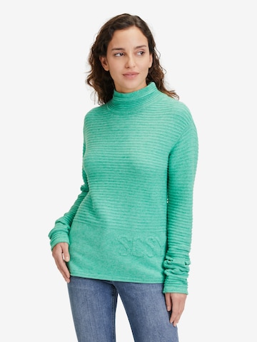 Betty Barclay Sweater in Green: front