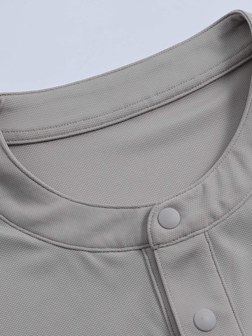 ALLTHEMEN Shirt 'Atmen' in Grey