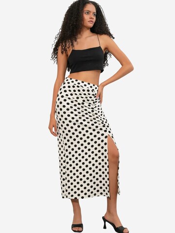 Bigdart Skirt in White