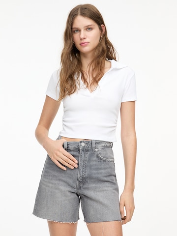 Pull&Bear Ohlapna forma Kavbojke | siva barva: sprednja stran
