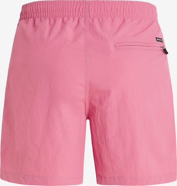 PROTEST Badeshorts 'FASTER' in Pink: Vorderseite