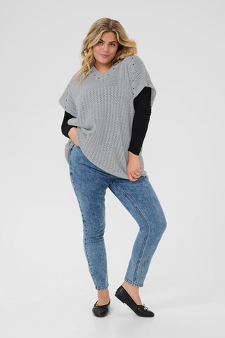 KAFFE CURVE Cape 'Rosa' in Grau
