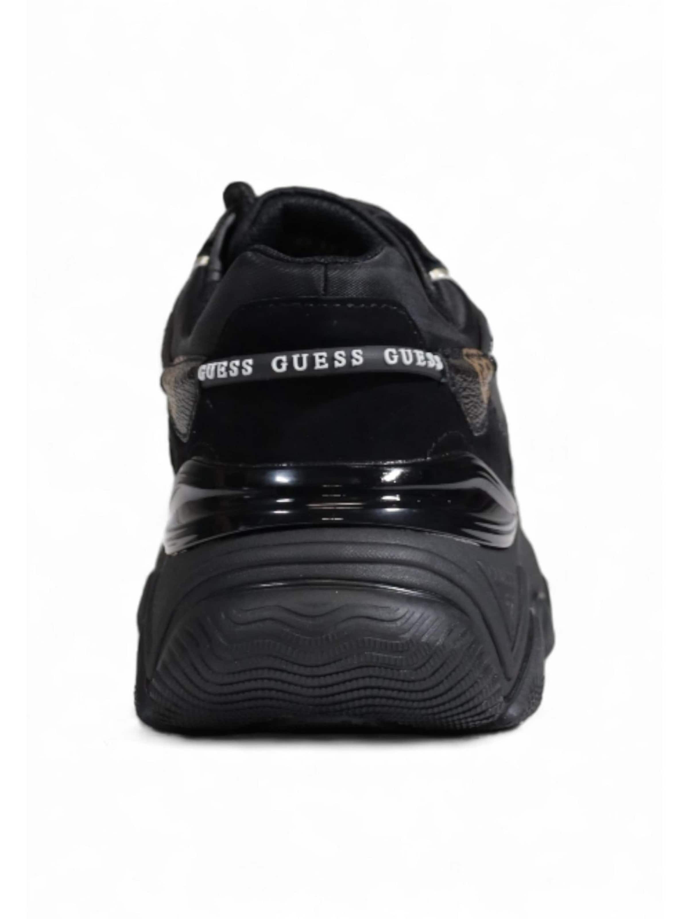 Sneaker bassa 'MICOLA FL7MIC FAL12' di GUESS in nero