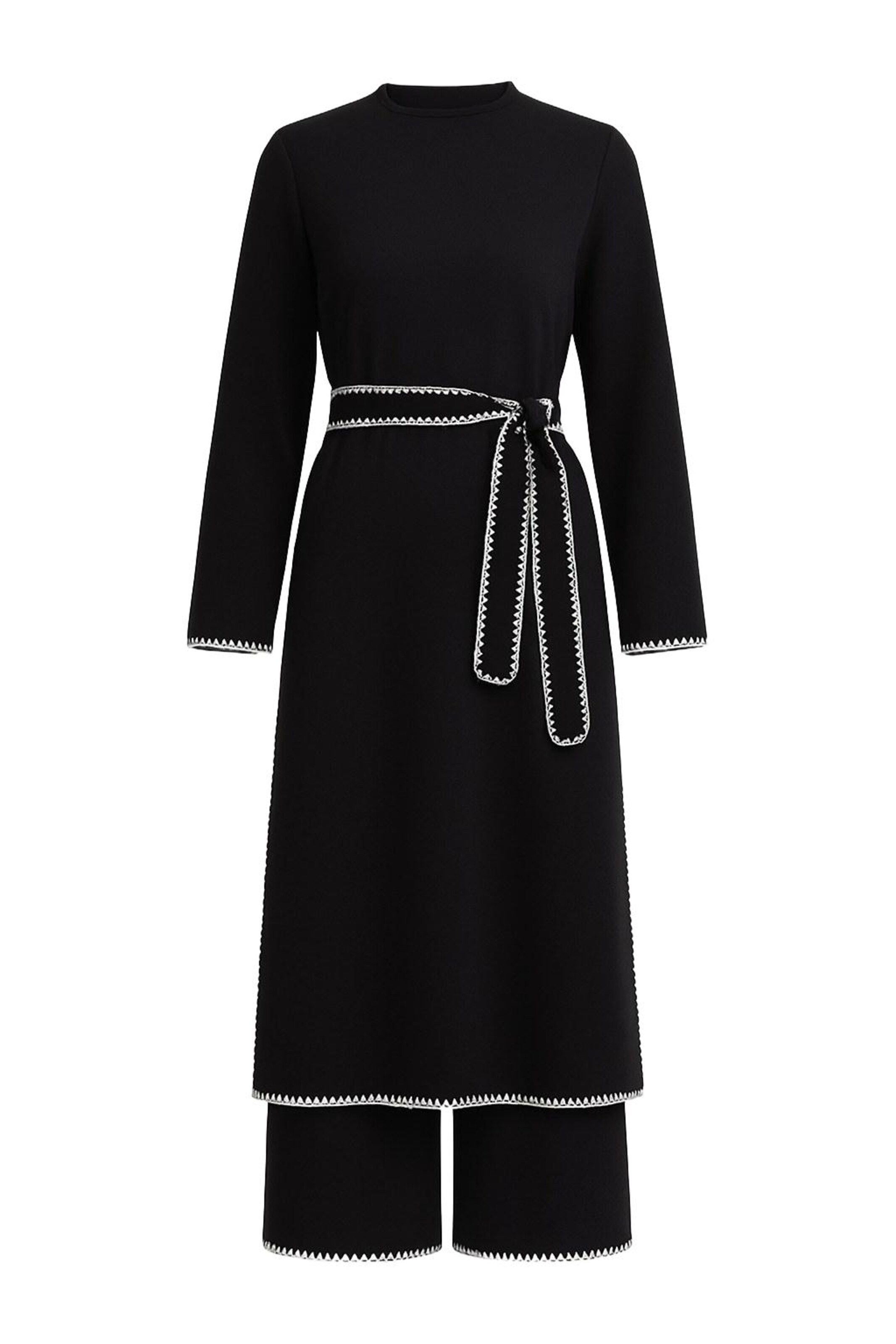 MODAMIHRAM Set in Schwarz: Vorderseite