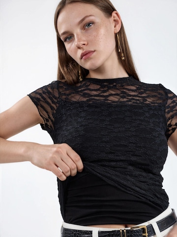 Busem Blouse in Zwart