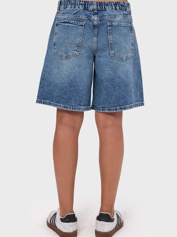 IT'S BASIC Baggy Jeans 'ELASTICATED BAGGY DENIM SHORT' in Blauw