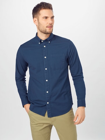 Coupe regular Chemise 'Rick' SELECTED HOMME en bleu : devant