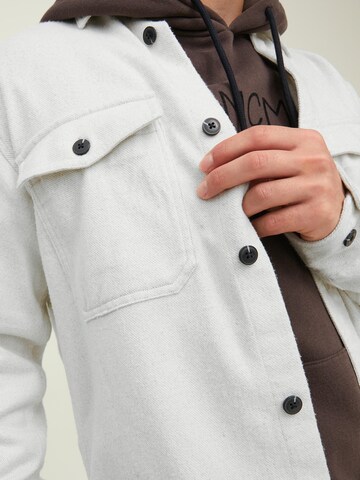 Veste mi-saison 'Mark' JACK & JONES en blanc