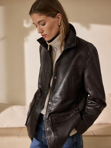 Next Jacke in Braun