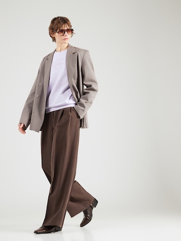 Calvin Klein Jeans Sweatshirt i lila