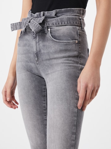 ONLY - Skinny Vaquero 'HUSH' en gris