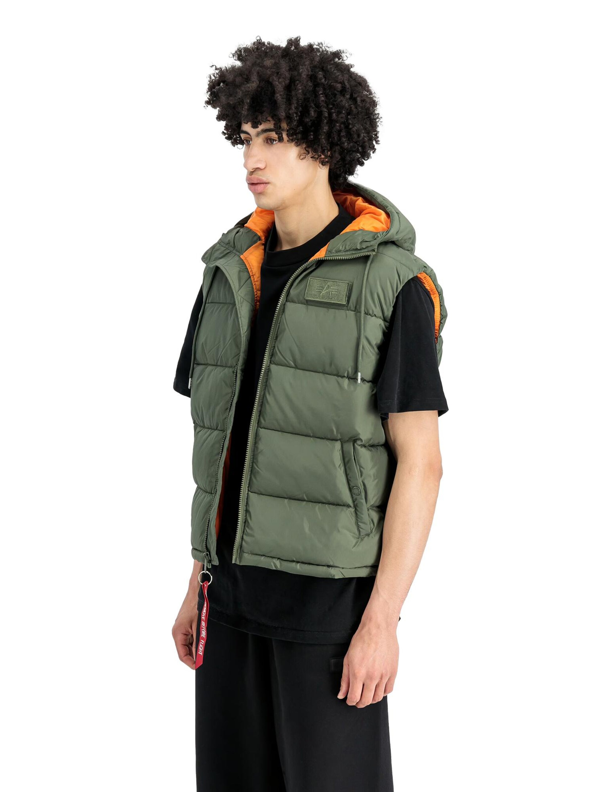 ALPHA INDUSTRIES Weste 'Hooded Puffer Vest FD'‌‌‌‌‌ in Grün