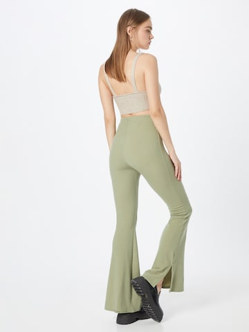 évasé Pantalon Nasty Gal en vert