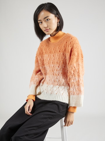 Pullover di Summum in arancione