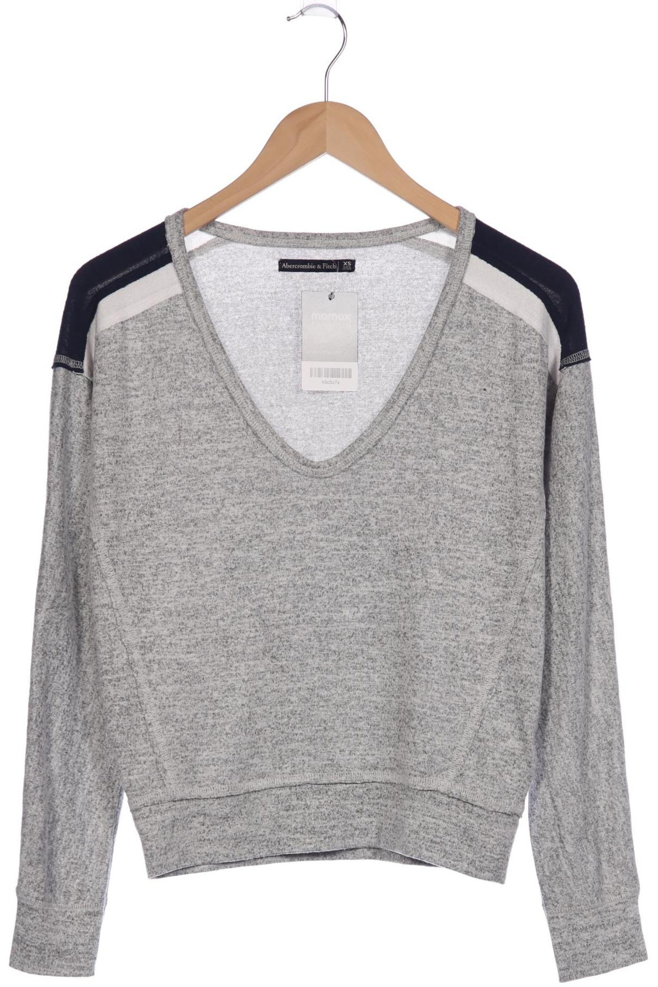 Abercrombie & Fitch Sweater & Cardigan in XS in Grey: front