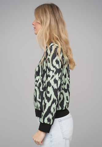 Cloud5ive Between-season jacket in Green