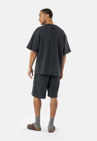 regular Pantaloni 'Antonios' di Elias Rumelis in nero