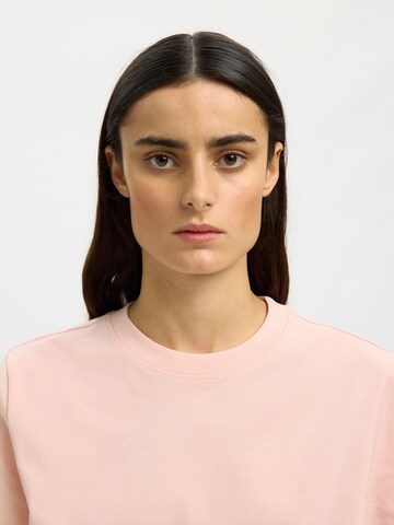 SELECTED T-Shirt 'SLFEssential' in Pink