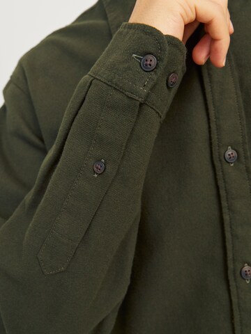 JACK & JONES Slim fit Button Up Shirt 'JJJOSHUA' in Green