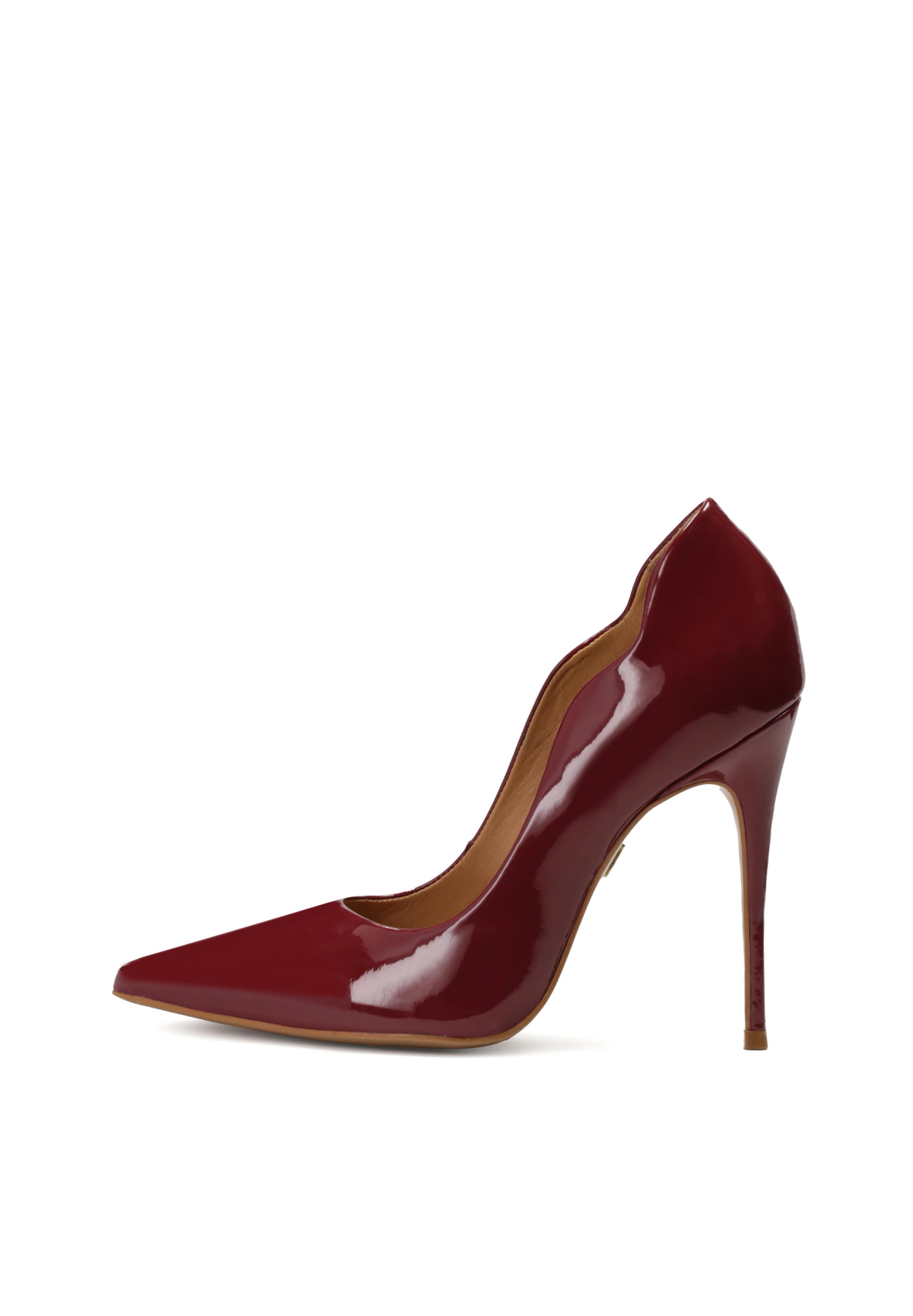 Kazar Pumps in Red: front