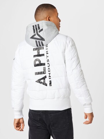 ALPHA INDUSTRIES Jacke in Weiß
