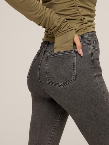 Cheyenne Ochsenknecht - Skinny Vaquero en gris