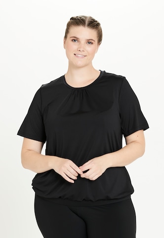 Q by Endurance Shirt 'Cella' in Black: front