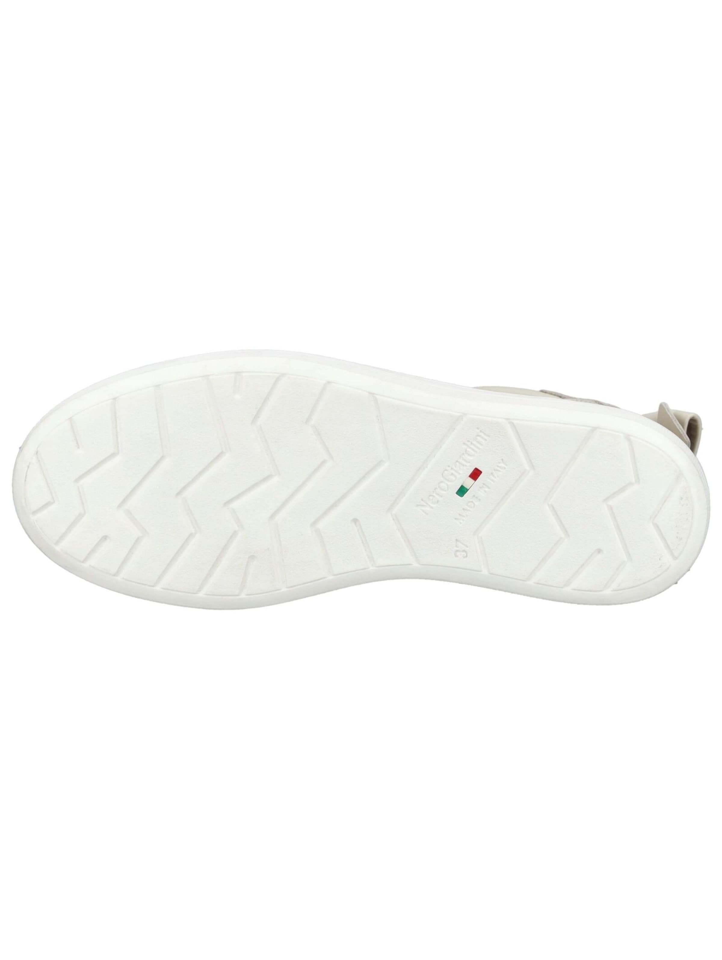 Baskets basses Nero Giardini en beige