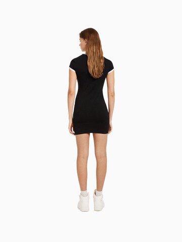 Bershka Kleid in Schwarz