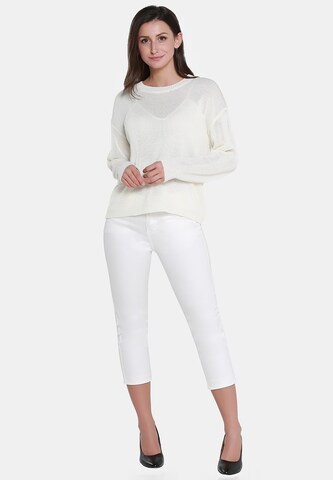 Usha Pullover i hvid