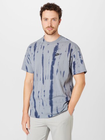 Nike Sportswear T-Shirt 'Premium Essentials' in Grau: predná strana