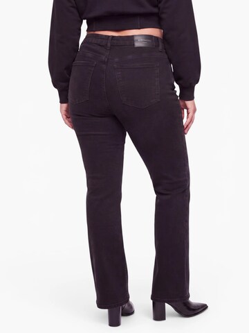 CITA MAASS Flared Jeans i svart