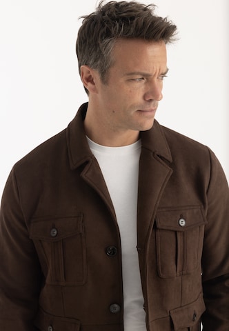 Felix Hardy Between-season jacket in Brown