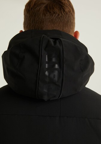 Parka d’hiver 'Explorer Tech' CHASIN' en noir