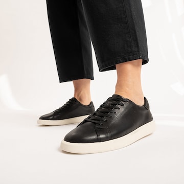 VAGABOND SHOEMAKERS - Zapatillas deportivas bajas en negro: frente