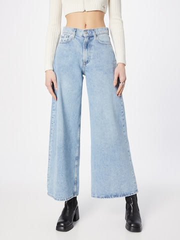 Calvin Klein Jeans - Pierna ancha Vaquero en azul: frente