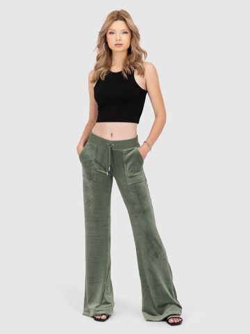 Juicy Couture Bootcut Hose 'Layla' in Grün